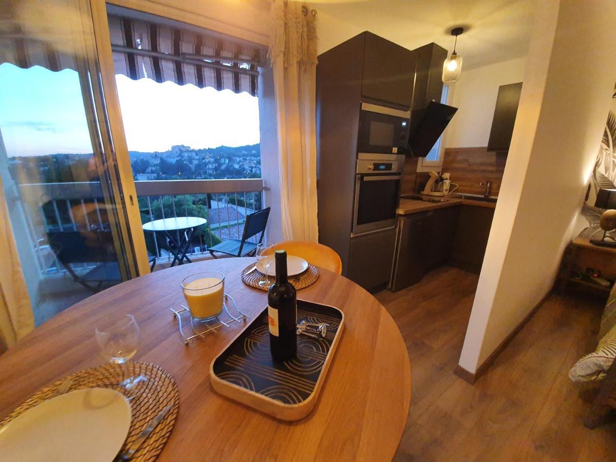 La Loge Du Chateau ! "Climatise" Greoux-les-Bains Luaran gambar